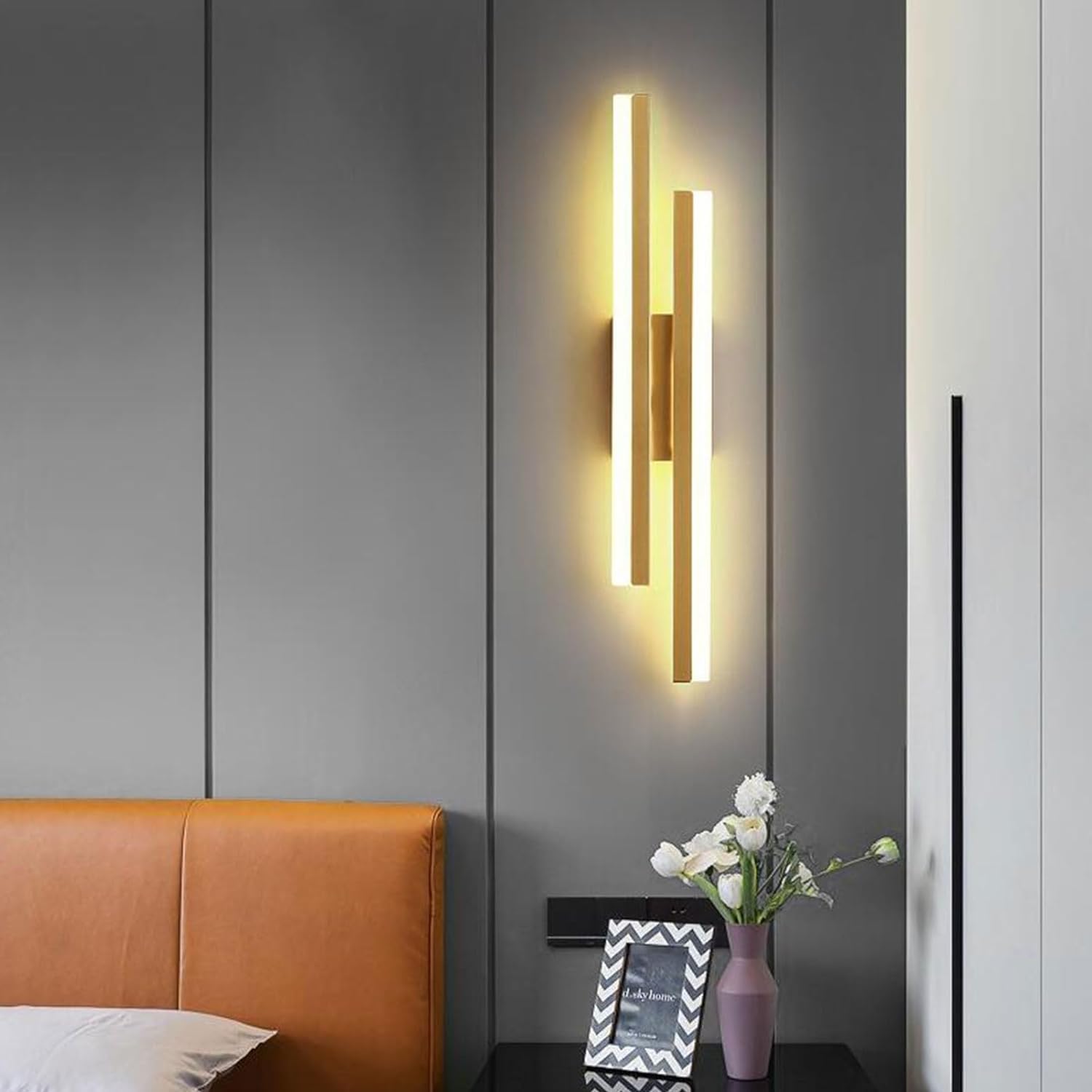 Wewnętrzny kinkiet LED z akrylu i metalu 65 x 8 cm, światło ciepłe 3000 K, do sypialni, korytarza (złoty)