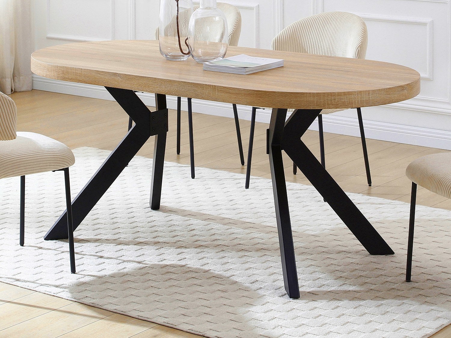 Stół do jadalni dla 6 osób z MDF i stali - Naturalny jasny i Czarny - KOMONI
