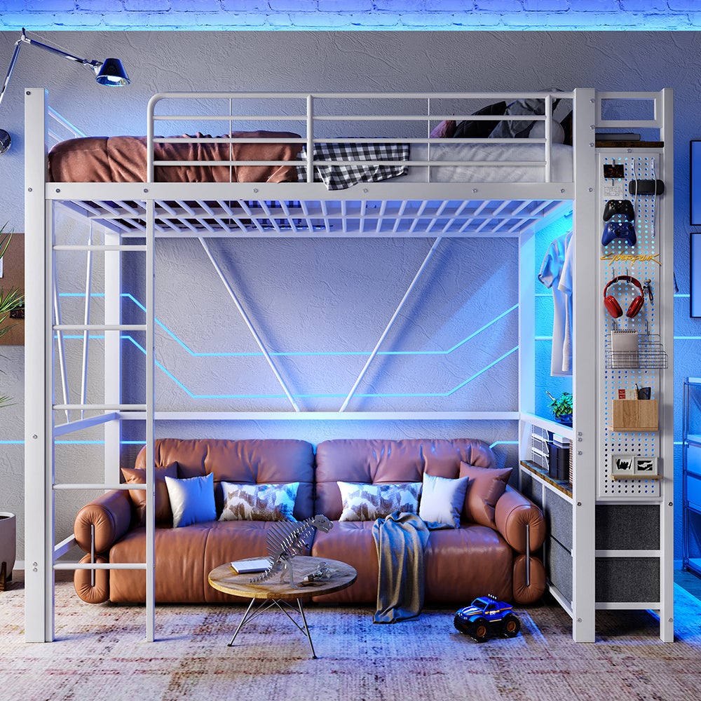 Łóżko piętrowe 90 x 200 cm, konstrukcja żelazna, z drążkiem na ubrania, półkami, szufladami, gniazdkami USB + Type-C, paskiem LED, białe