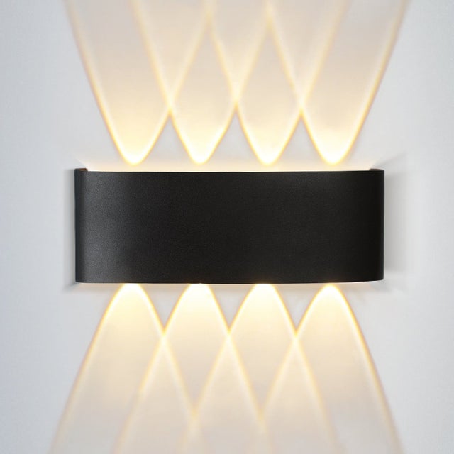 NETTLIFE Kinkiet LED do wnętrz: zestaw 1 czarnych kinkietów zewnętrznych góra-dół 7 W IP65