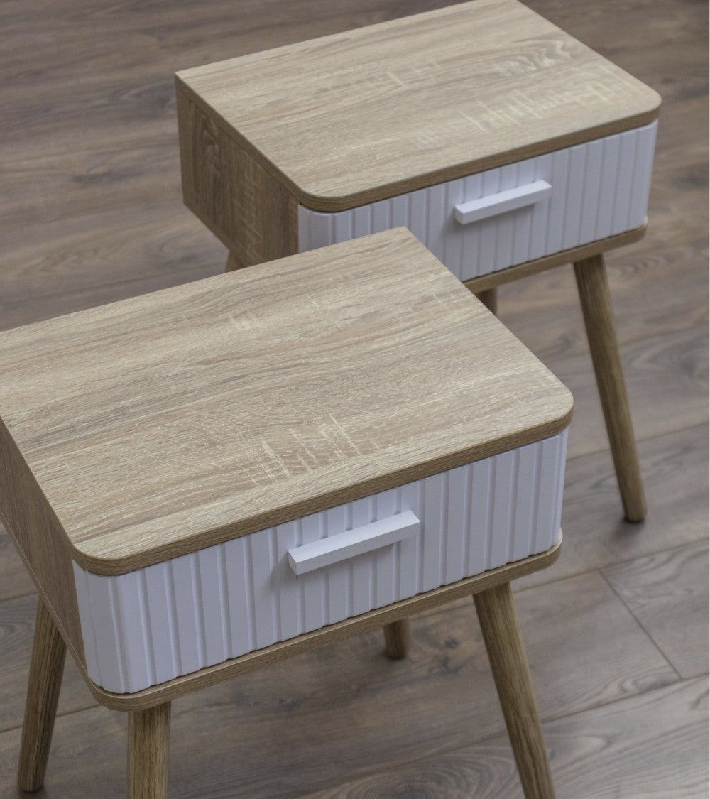 Mesita de noche TALÍA de diseño escandinavo con patas de madera y acabado roble - 2