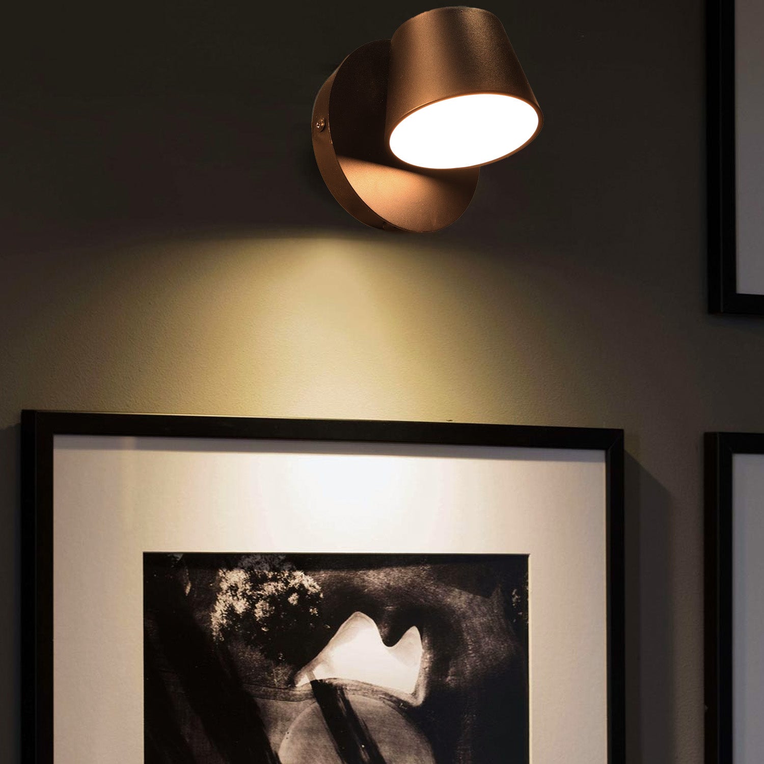 Aplique de Pared LED con Foco Orientable 6W, 2700K Luz Cálida de Lectura en Aluminio Negro, Diseño Nórdico Moderno - 3