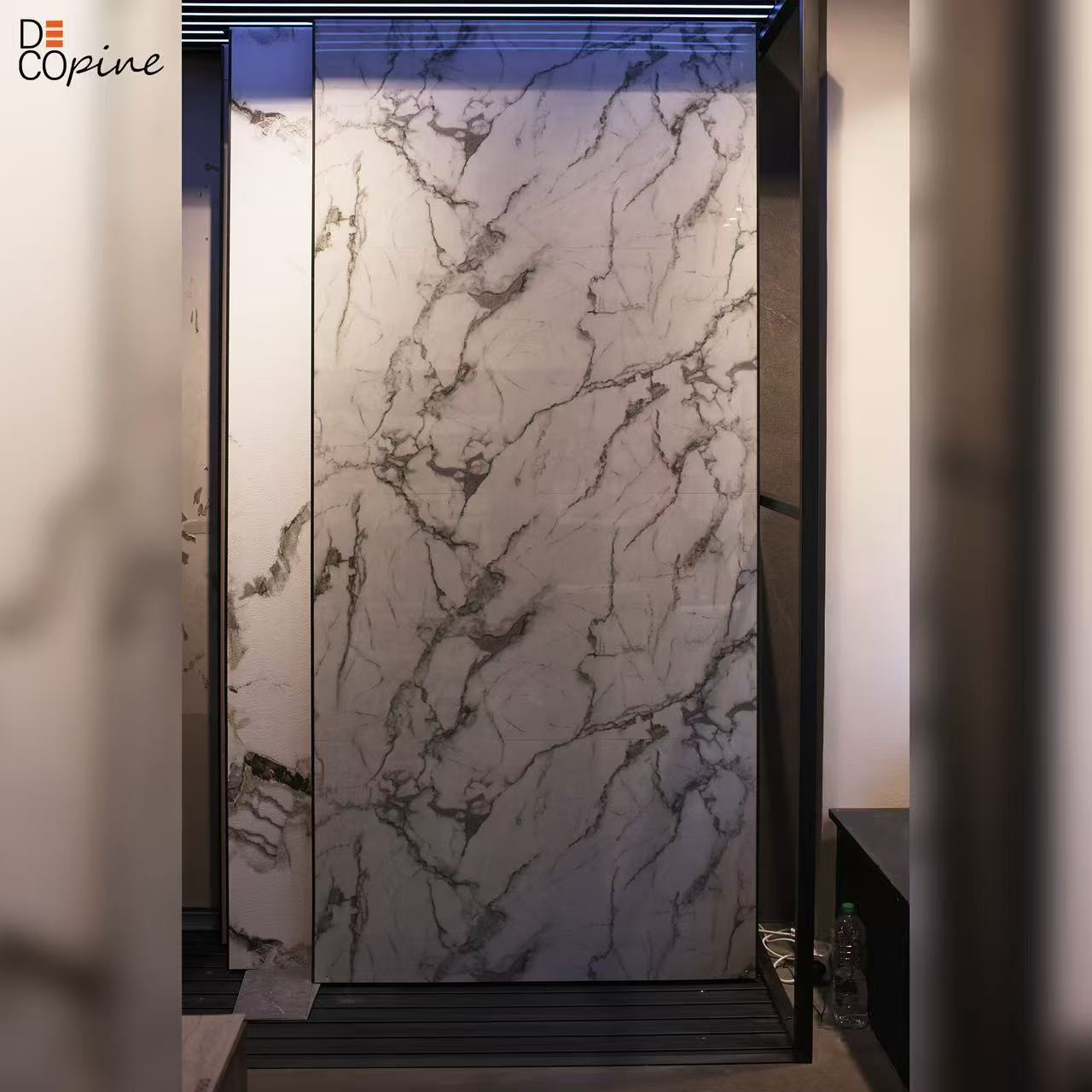 Panneau mural PVC 260 x 120 cm – 4 parties à assembler – effet marbre gris clair brillant – ép. 3 mm – 3,12 m² – Panneau mural douche – Decopine - 6