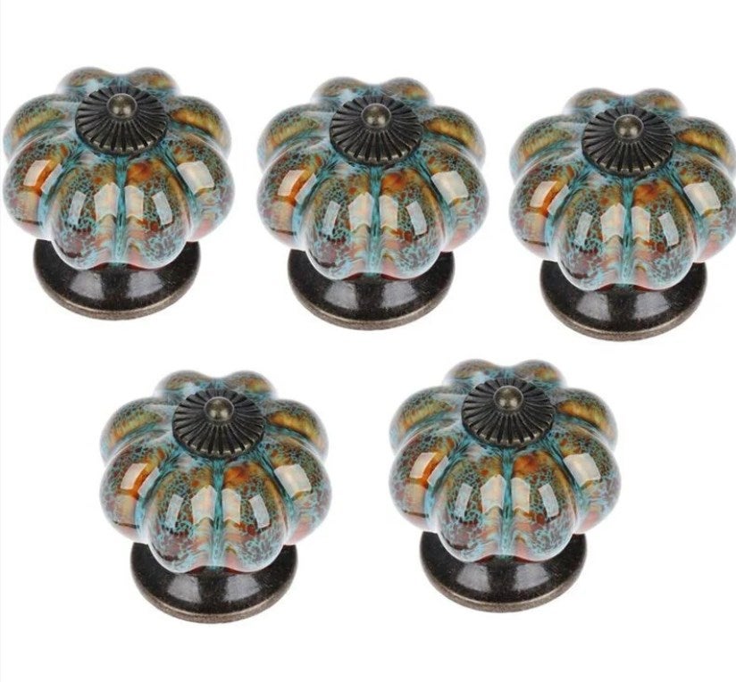 5 sztuk Ceramiczny Uchwyt do Szuflady w Stylu Europejskim Gałki Meblowe w Kształcie Dyni Vintage Niebieski ze Śrubami