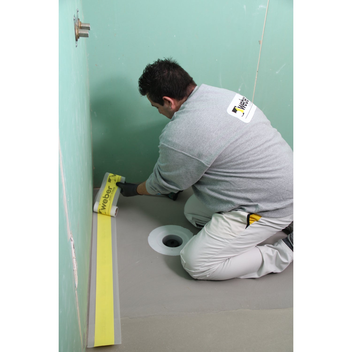 Kit d'étanchéité sous carrelage 2m, Weber, idéal salles de bains et douches à  l'italienne - 2