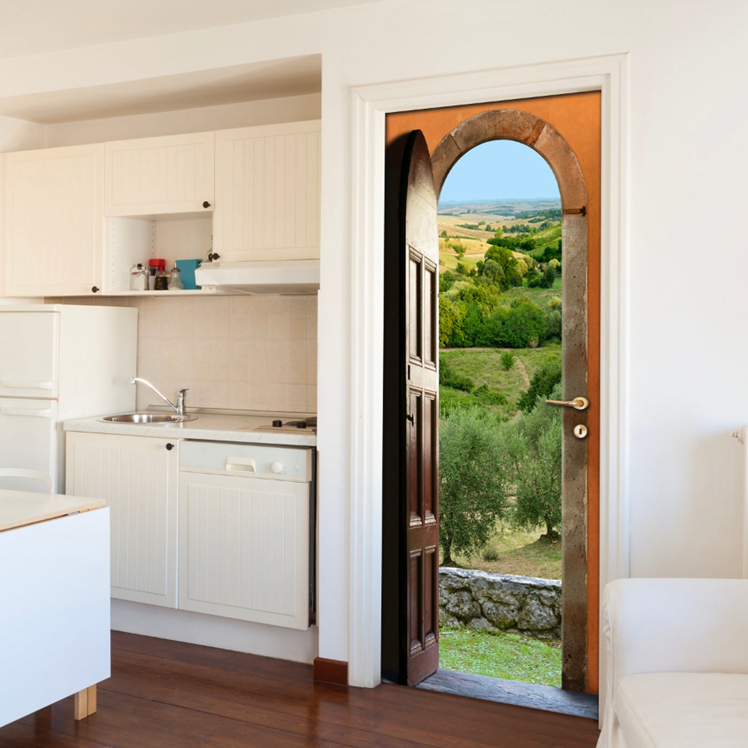 Vinilo para puerta, puerta de madera trompe l'oeil abierta a colinas verdes y boscosas, 204 cm x 60 cm