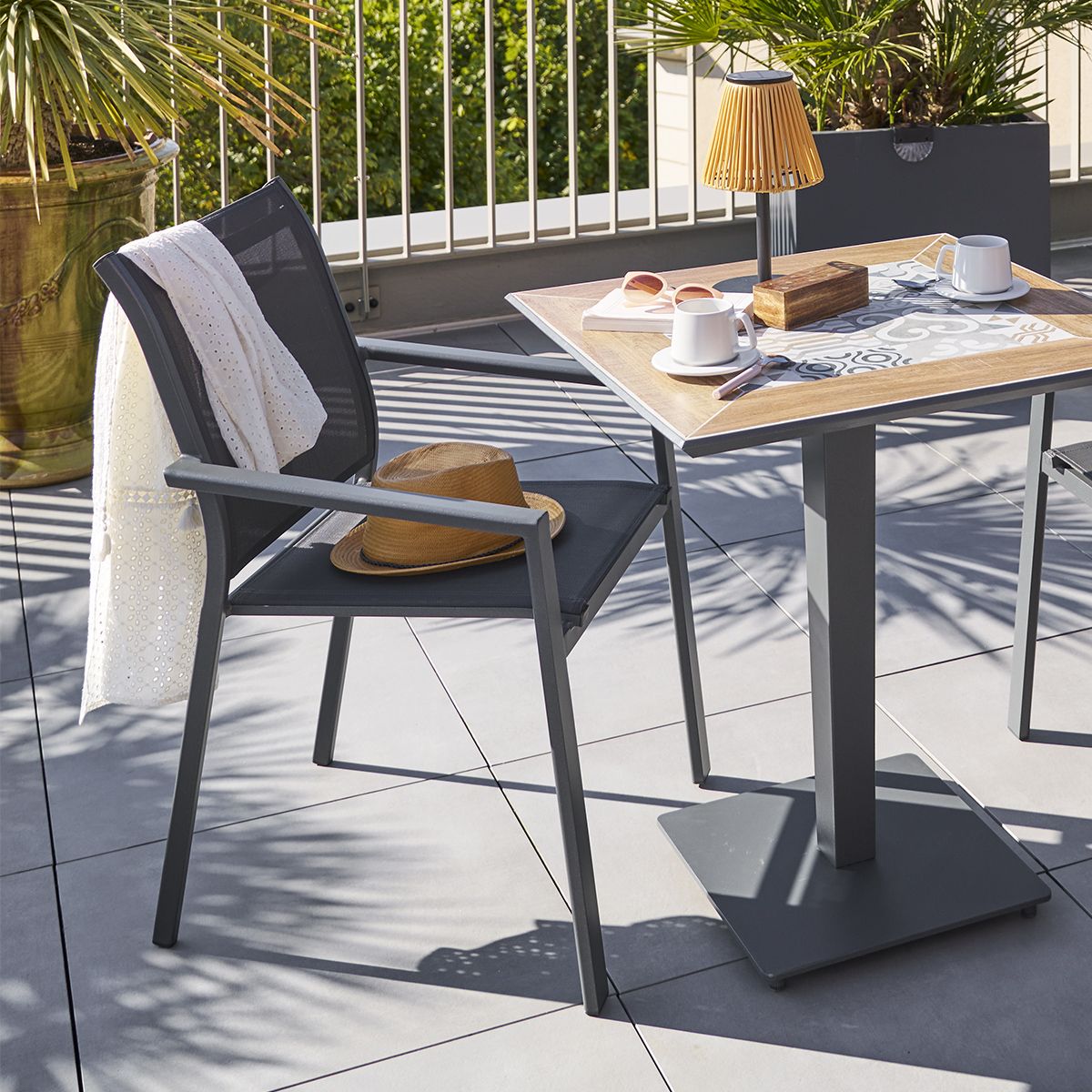 Fauteuil de jardin empilable 