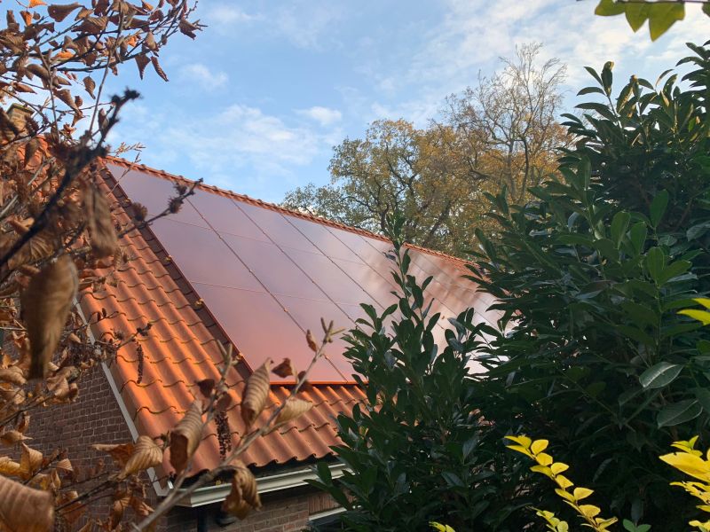 5 panneaux solaires monocristallins, rouge tuile, 375 W : Intégration parfaite aux environnements historiques - 4