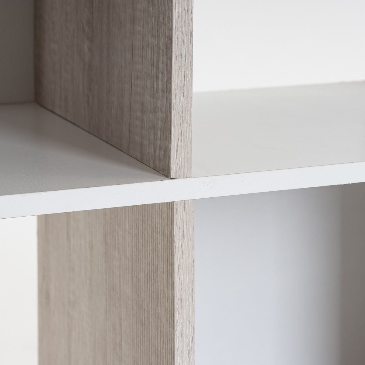 Estantería Cubo con 4 huecos de laminado blanco y roble claro de 62x60x30cm CasaSelección - 3