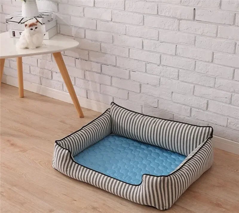 Tapis rafraîchissant lavable en soie glacée pour chien, tapis de couchage d'été avec fond imperméable pour animaux de compagnie (XL, 100 x 70 cm) - 7
