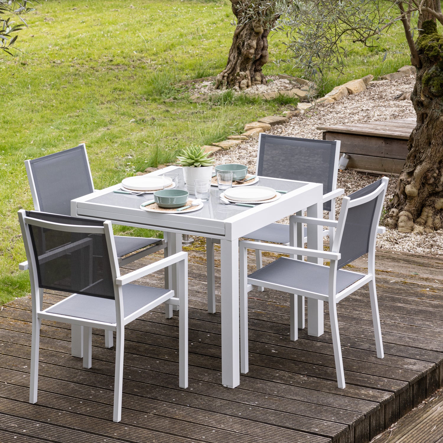 Salon de jardin 8 places gris et blanc aluminium LAMPEDUSA extensible - 4