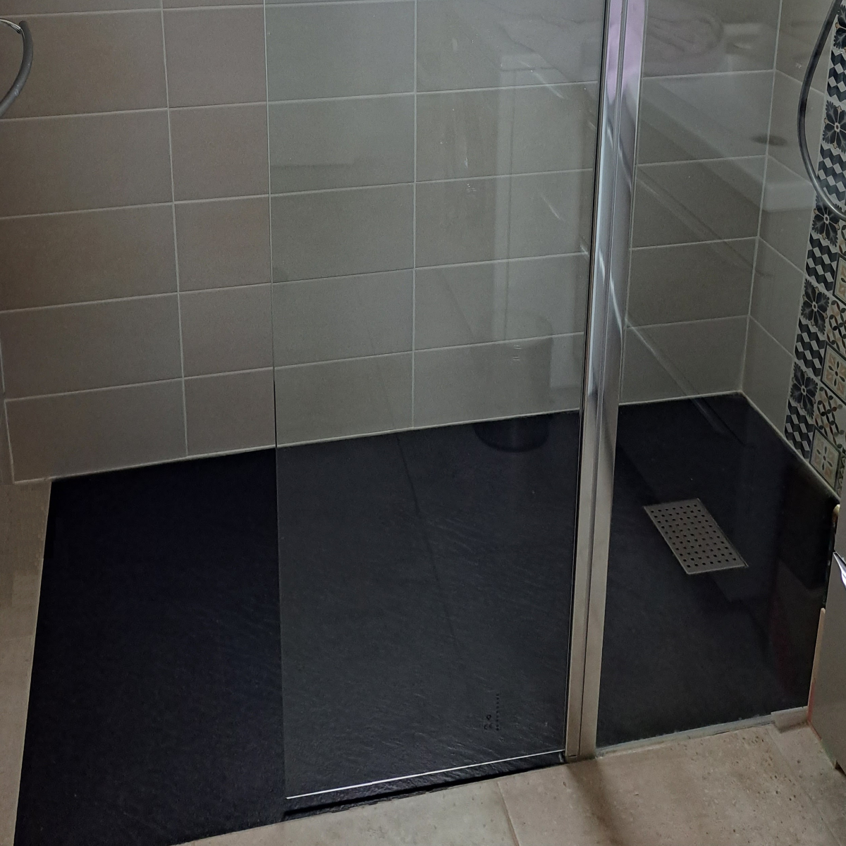 Receveur de douche 90 x 140 cm extra plat noir PIATTO en SoliCast® surface ardoisée - 6