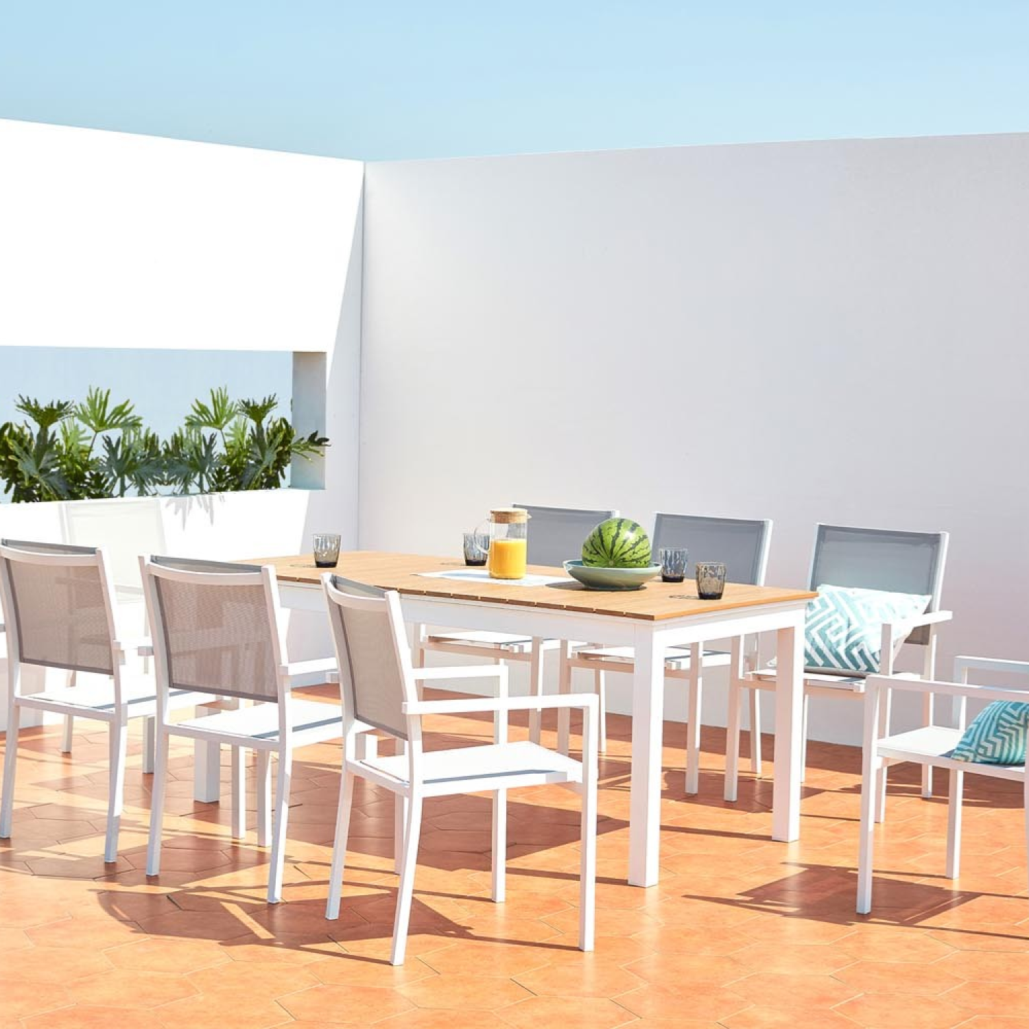 Table extensible de jardin 8 places en aluminium et bois MADEIRA - 5