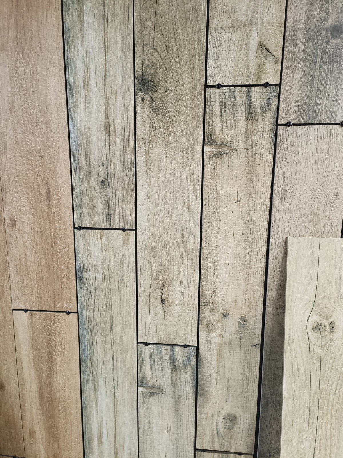Carrelage sol/mur effet bois BOHEMIAN WHITE OAK CARVING MAT L.120 x l.20cm - 5