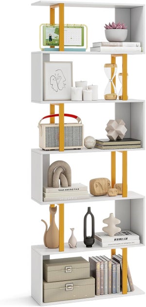 Libreria Da Parete A Forma Di S - In Legno E Metallo Dorato, 70x24x157 Cm, Bianca, Per Soggiorno/Studio
