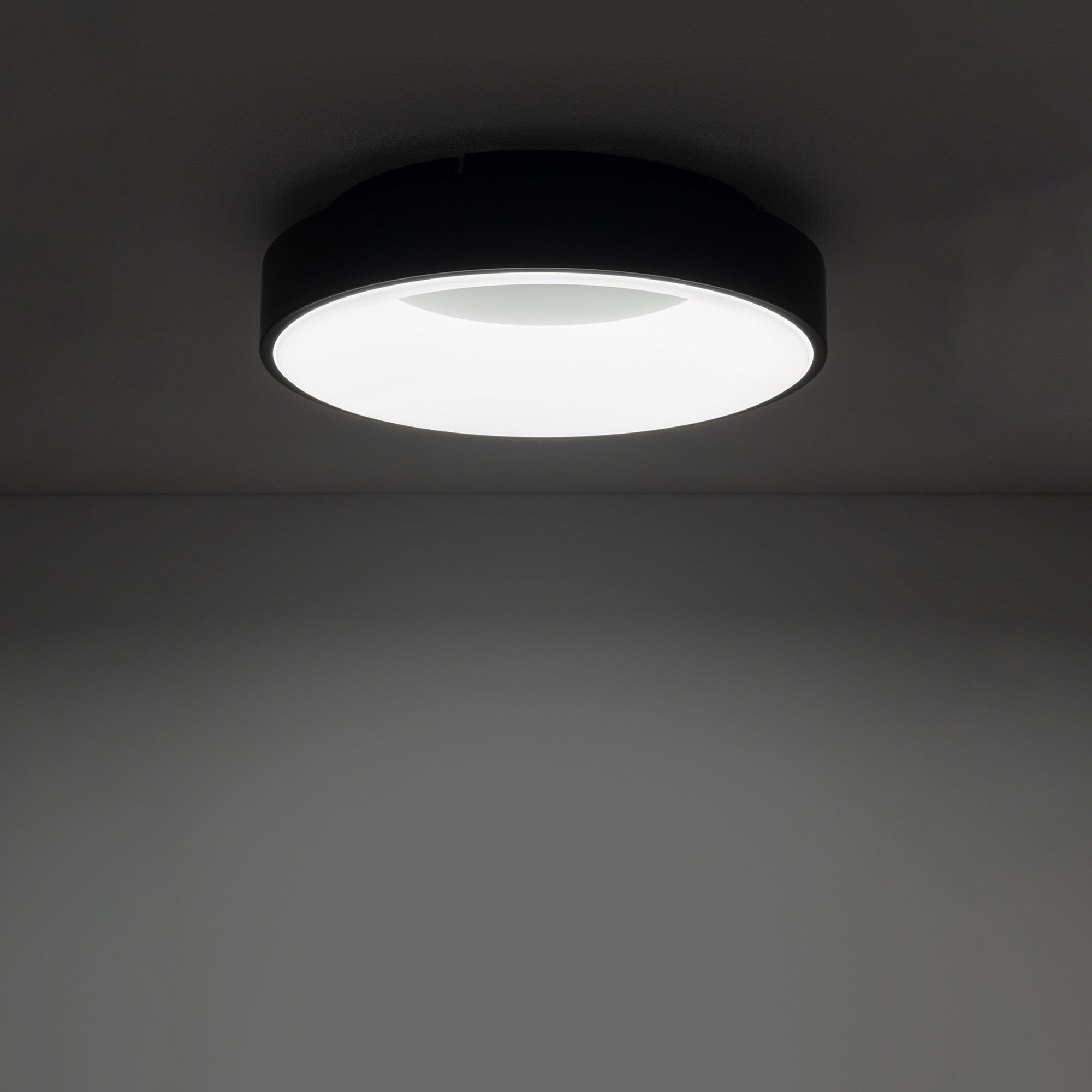 Plafon Nikki Led okrągły czarno-biały LED 32W 4000K 2700lm wym: 9 x 38 cm IP20 metal Nowodvorski Lighting - 2