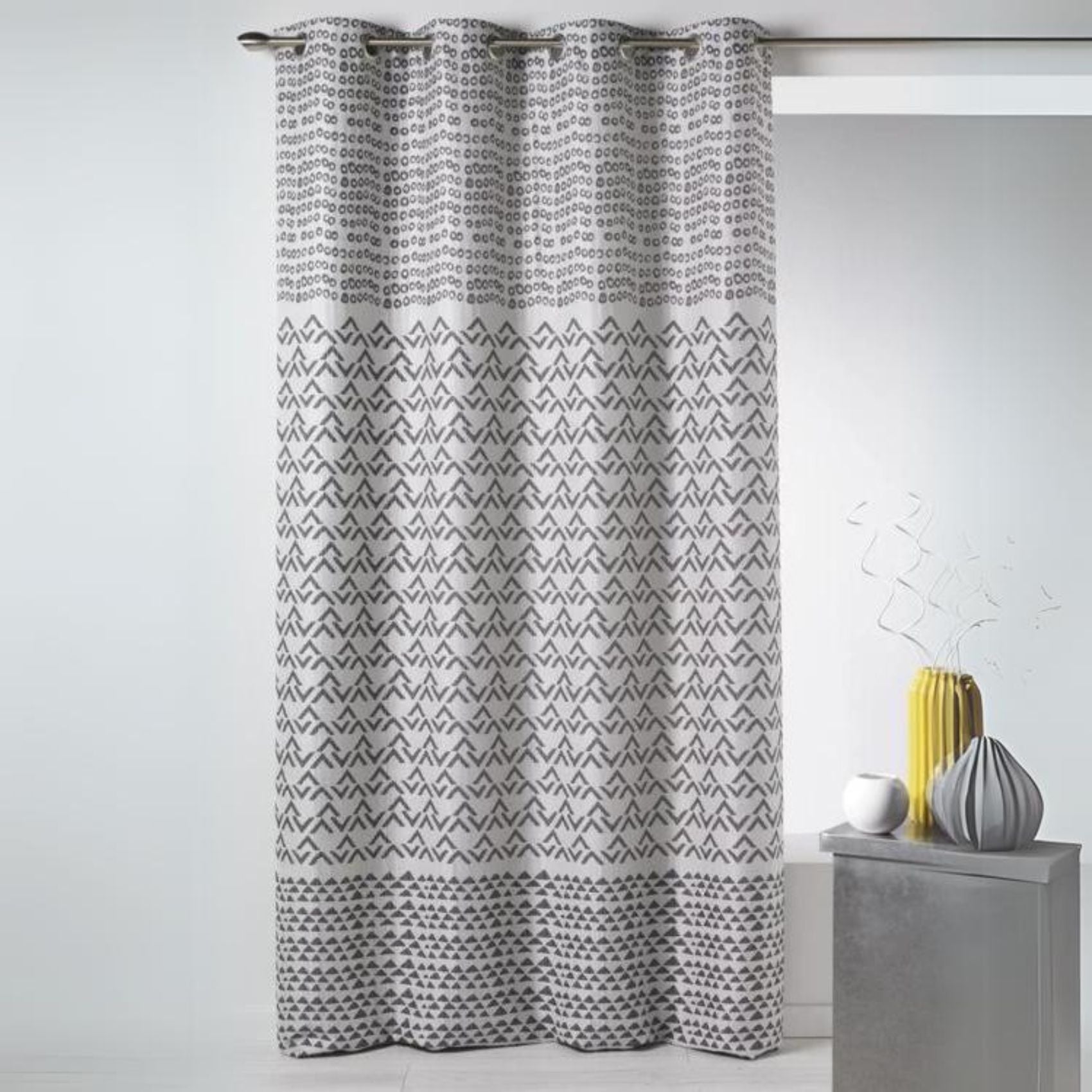 Rideau En Jacquard Aux Motifs Fantaisies Gris Clair 140x260 Cm 