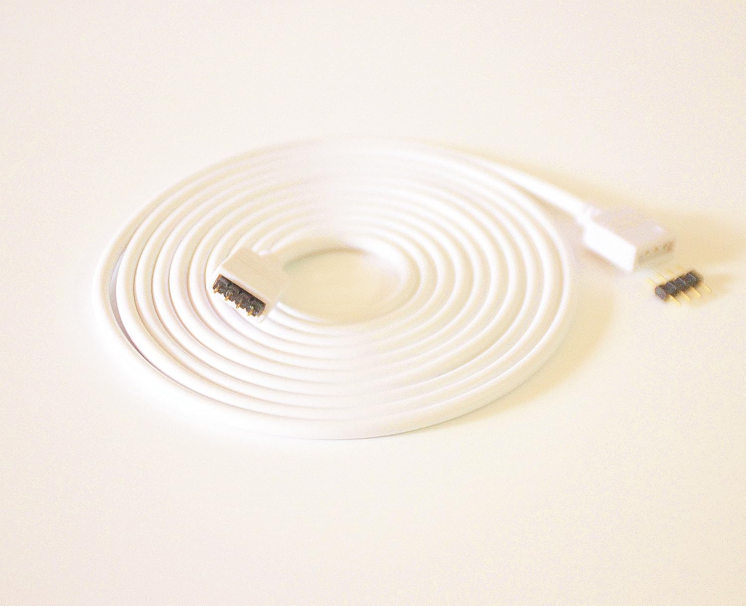 Dois cabos de extensão de 2 metros com conector de 4 pinos para fitas ...