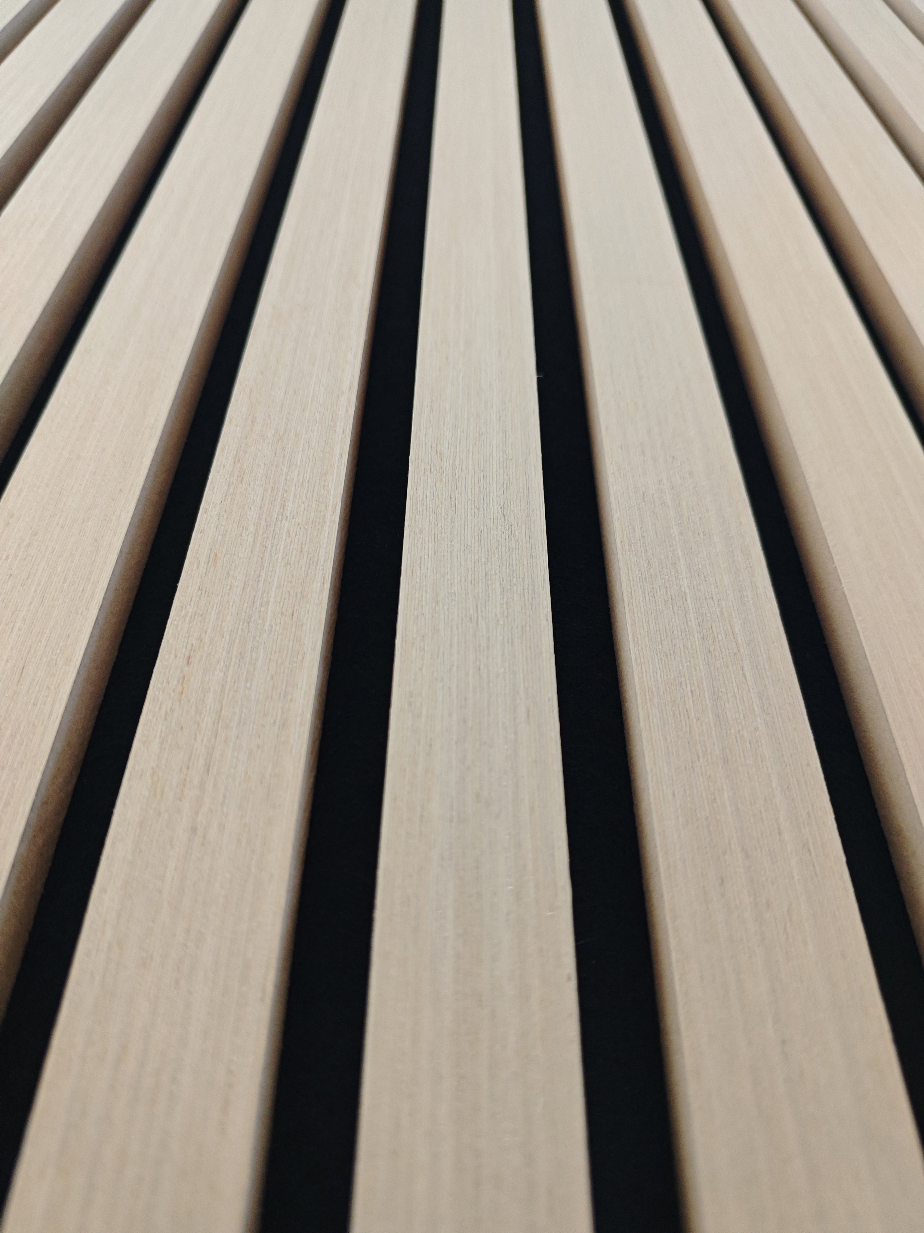 Lot de 3 Panneaux Muraux Décoratifs Acoustiques Bois MDF 260x30cm Chêne blanc AntiBruit, Facile à Poser - 4