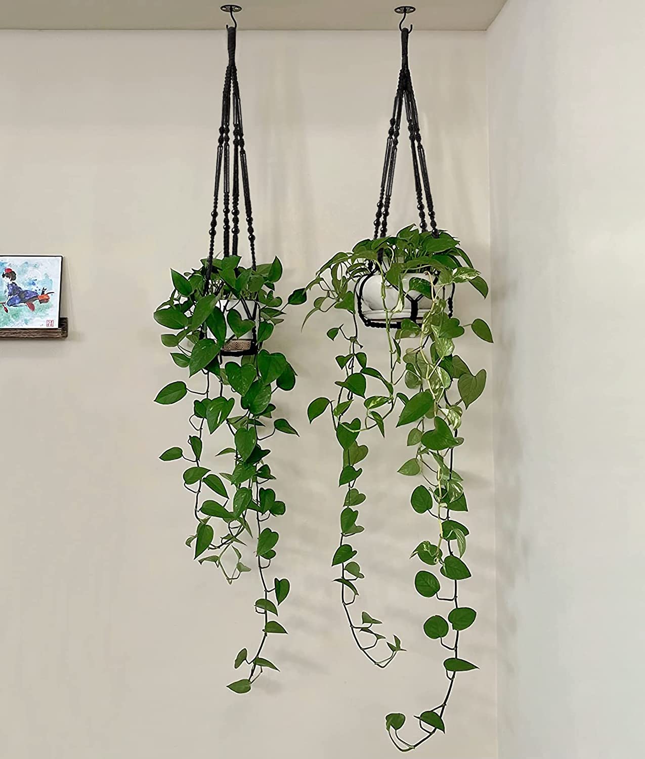Conjunto de 2 cabides de macramé para plantas de interior, cesto suspenso com contas, 35 polegadas, preto - 4