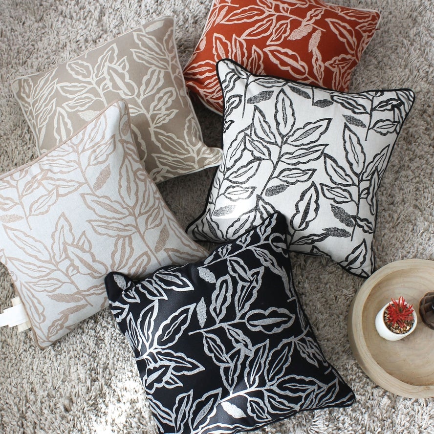 2 Coussins carré, déhoussable, Terre cuite, imprimé feuilles, Collection Lodge, CMADECO - 4