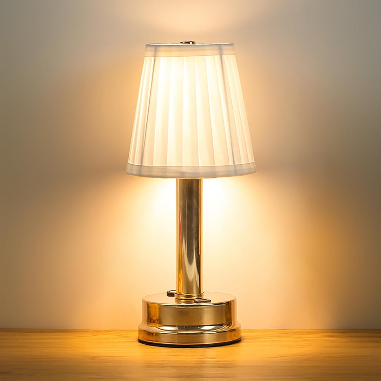 Lampka nocna, port USB, LED 5W, 3 kolory, plisowany abażur, metalowa złota podstawa lampy, bezprzewodowa lampka biurkowa, odpowiednia do sypialni