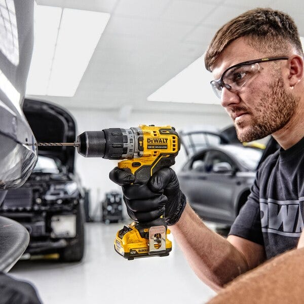 DEWALT Trapano Avvitatore Compatto 2 Velocità con percussione, DCD706D2-QW - 4