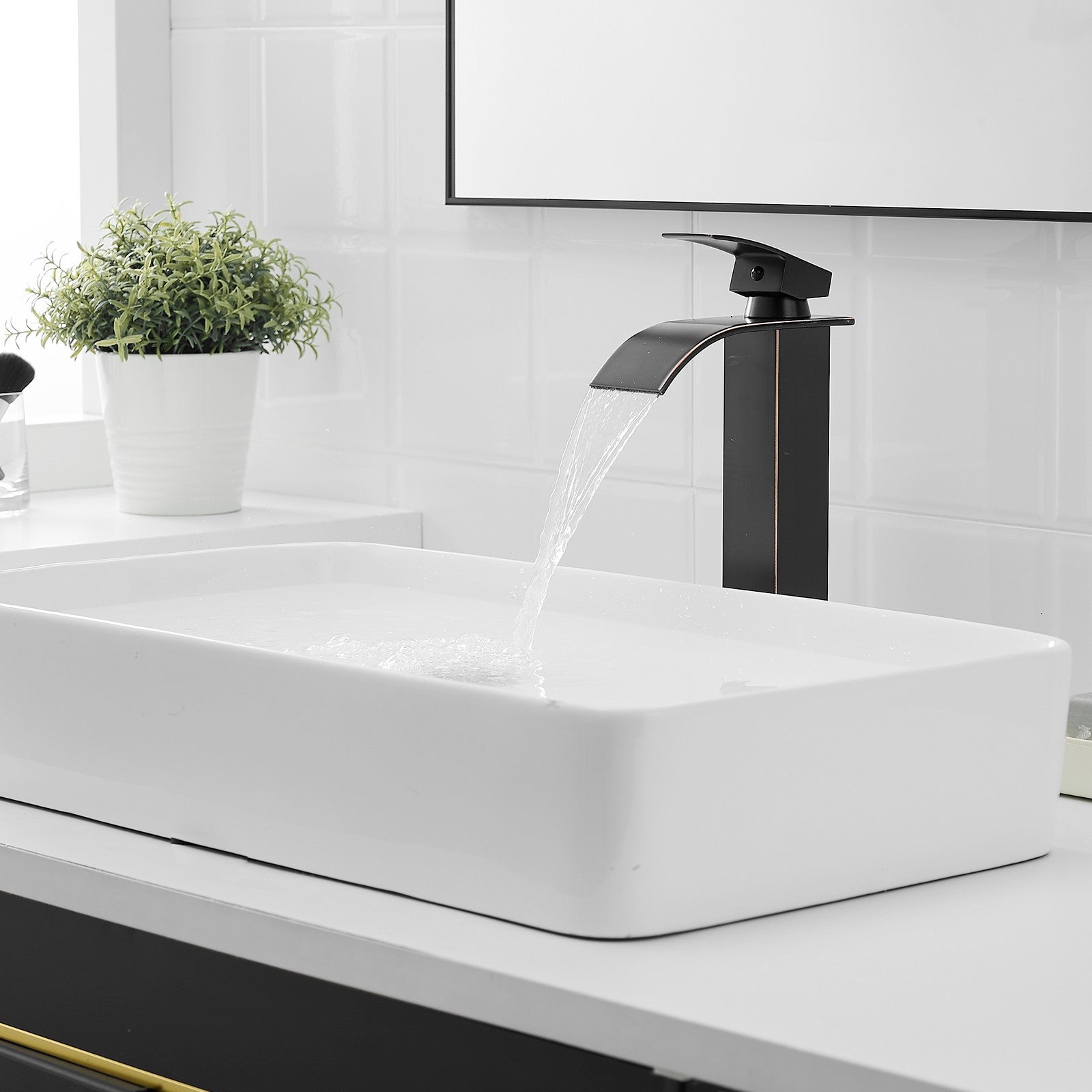 TIBRE XL Robinet mitigeur haut bec cascade noir brossé - salle de bain - 6