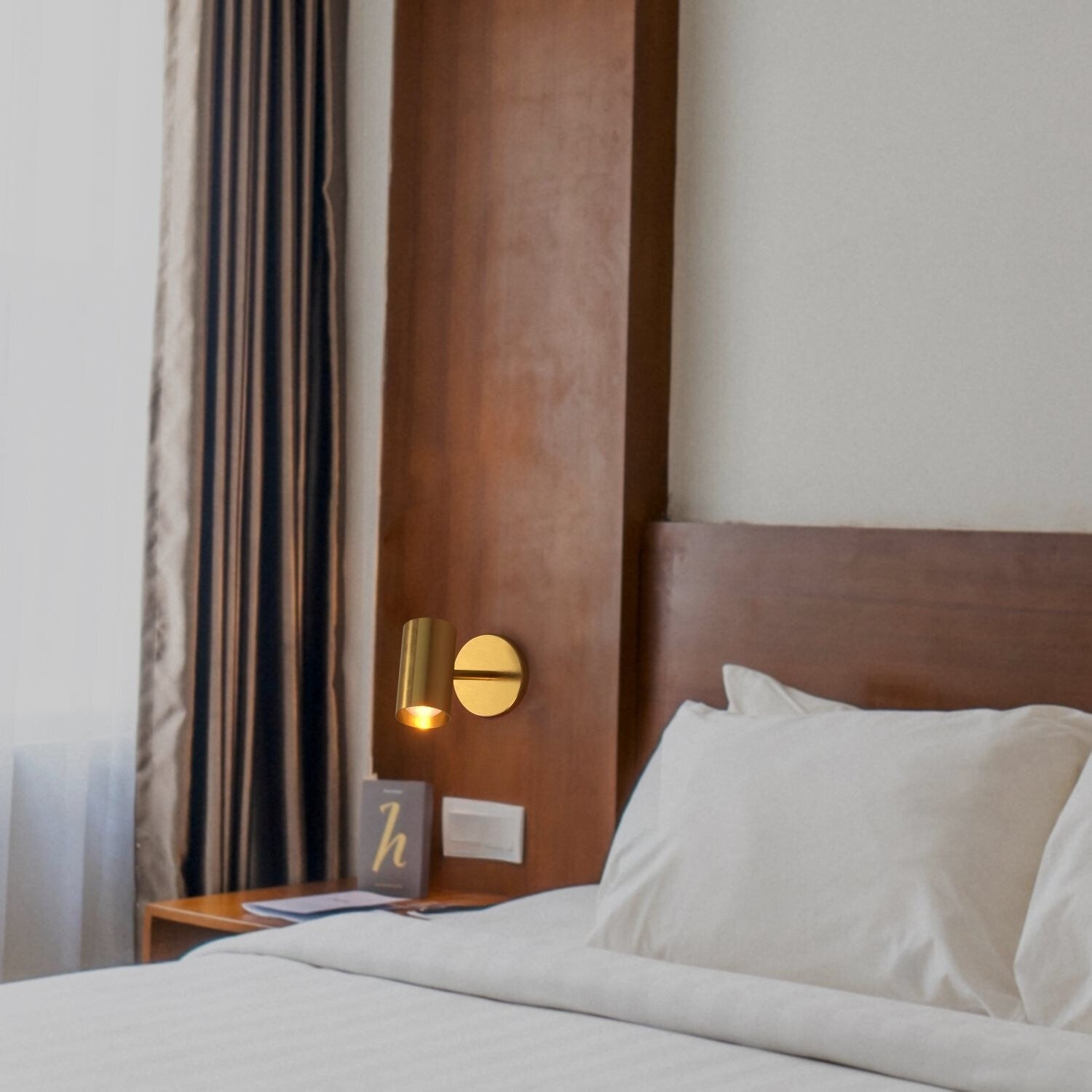 Aplique de pared interior orientable 