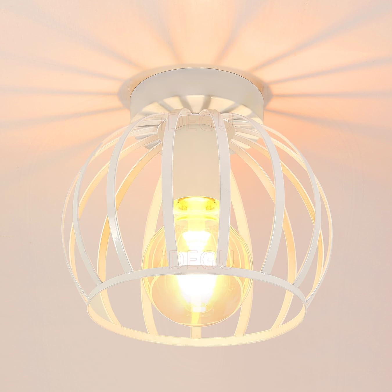 Lampa wisząca w stylu industrialnym vintage metalowa z geometrycznym kloszem oprawa do sypialni kawiarni restauracji przedpokoju korytarza cm biała