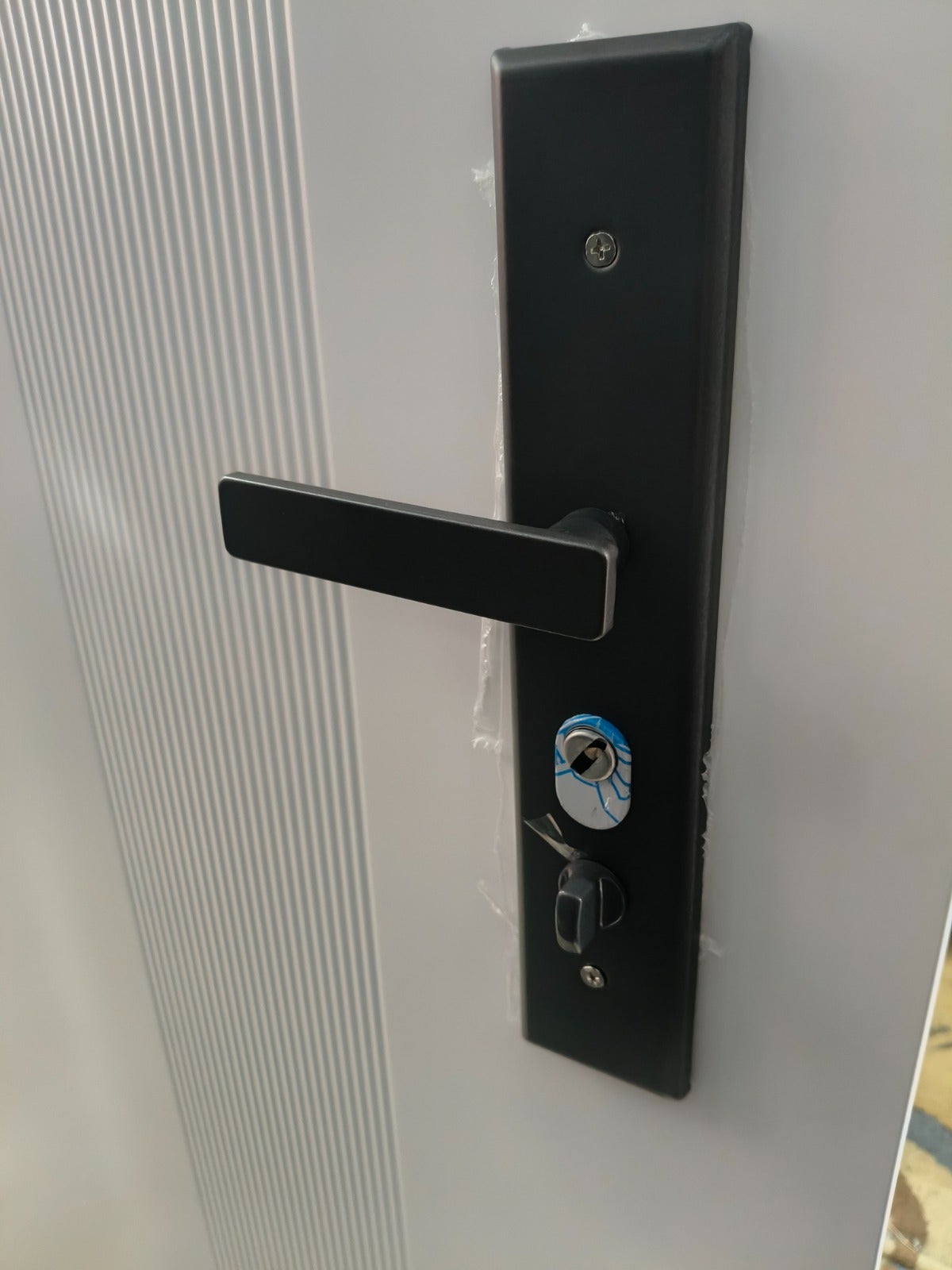 Porta Blindada 2050x960x100mm Normal Lock Esquerda TH513B-L | Leroy Merlin