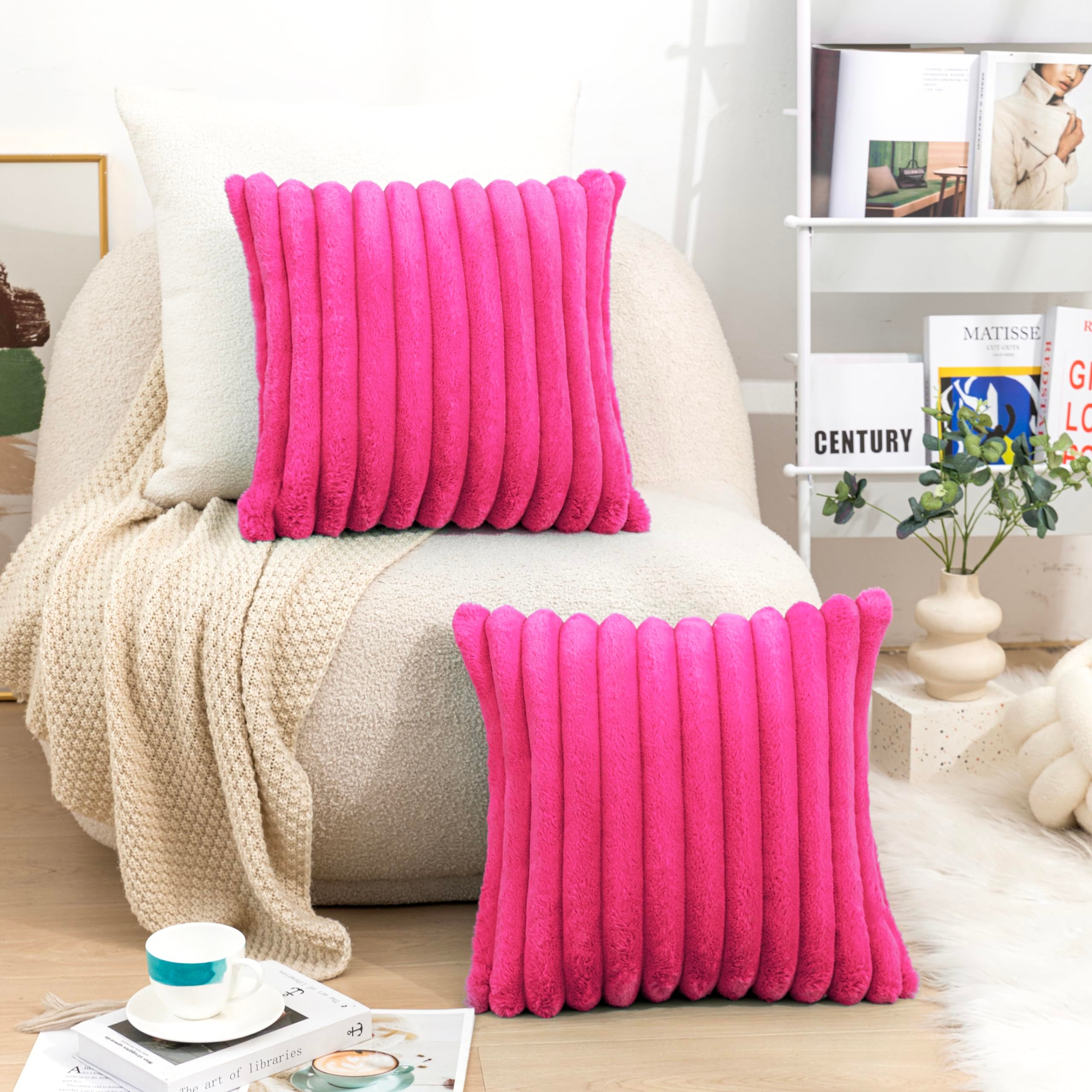 Coussin décoratif en forme de papillon en peluche douce pour canapé et salon - Coussin décoratif en velours pour lit - 40 x 30 cm - Motif papillon rose