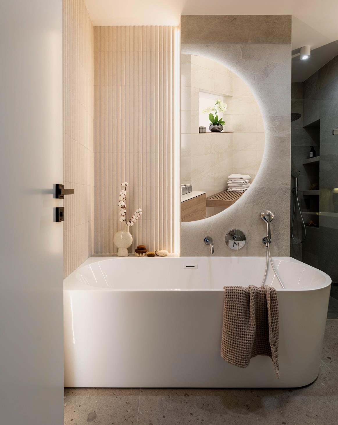 Specchio decorativo semicircolare LED con luce neutra, minimal 35x70 cm, ArtPrintCave - 7