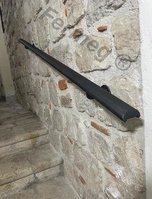 Corrimano In Ferro Mezzotondo 30x15 Mm Laminato A Caldo