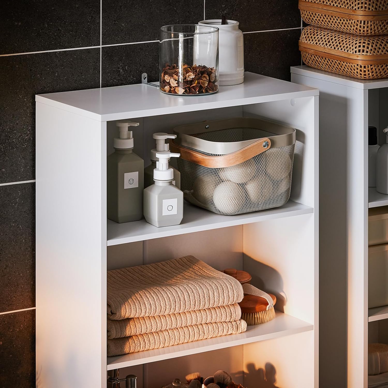 Armario Alto de Baño Ancho con Cesto para Ropa Sucia BZR155-W SoBuy ES - 4