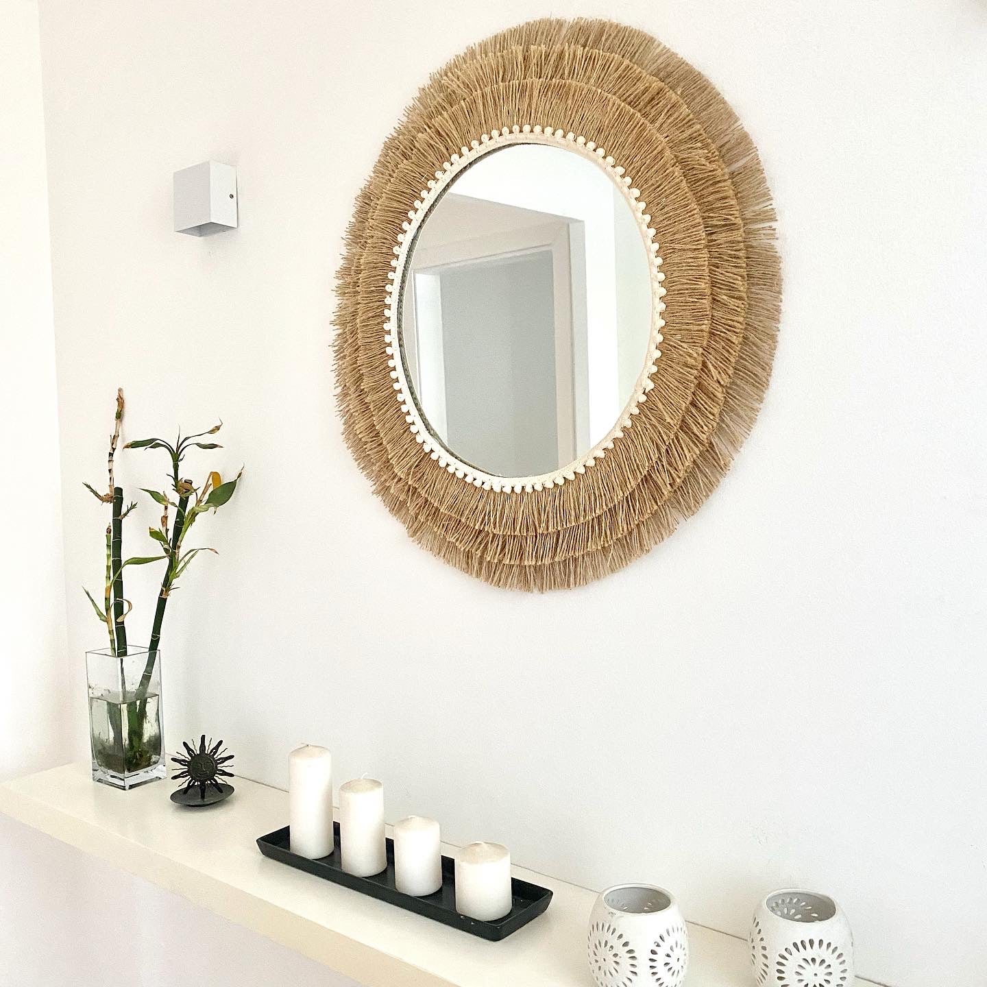 Espejo redondo de cuerda de yute natural, flecos y fibras naturales decorativo estilo étnico - jute balls iii 90cm