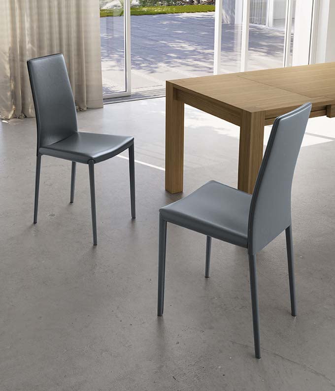 Krzesło ze skóry ekologicznej w kolorze ciemnoszarym z powlekanym metalowym stelażem, 41x42xwys.95 cm, 4 szt.