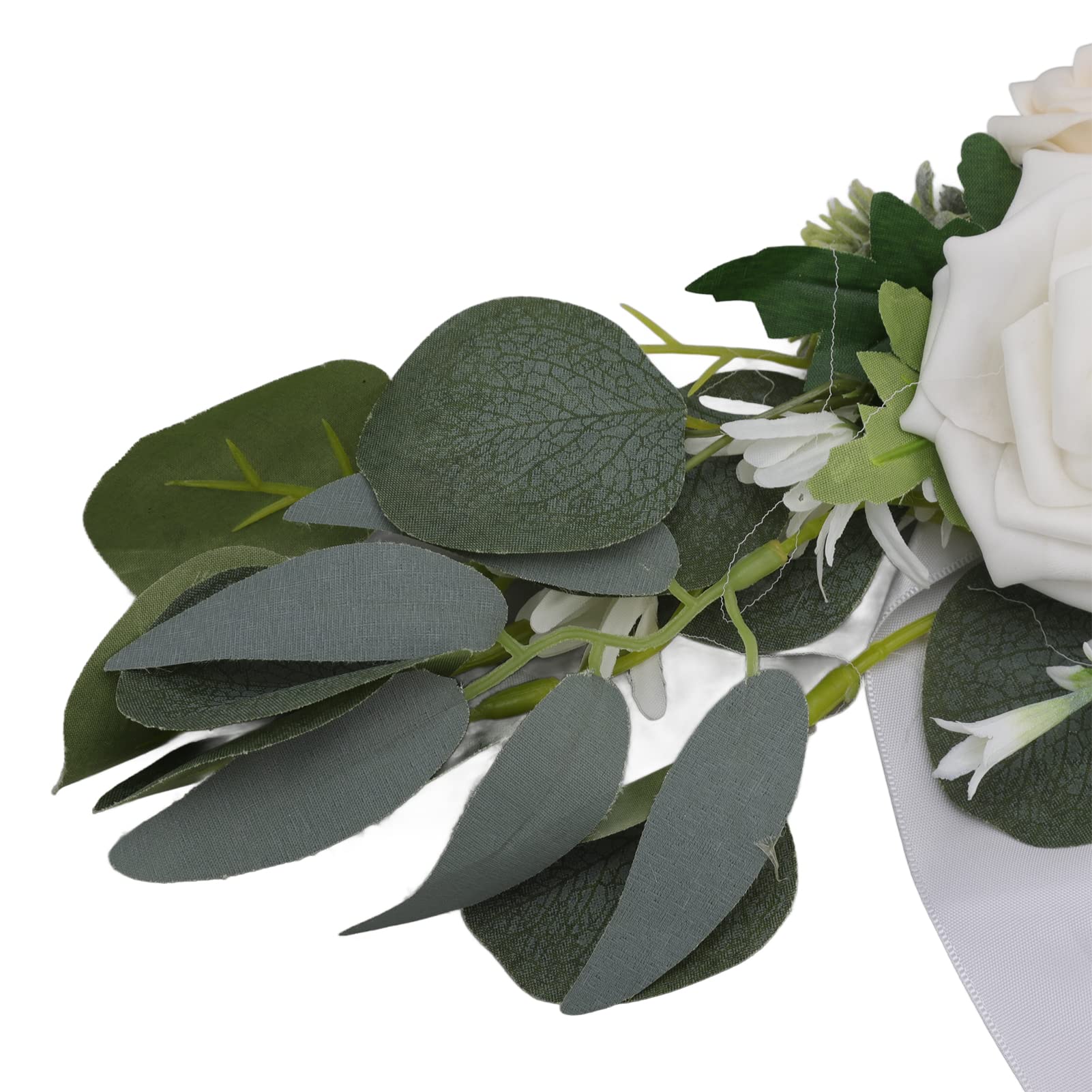 Silla de boda con flores blancas Decoración de respaldo de silla de boda Flores artificiales para fotografía - 9