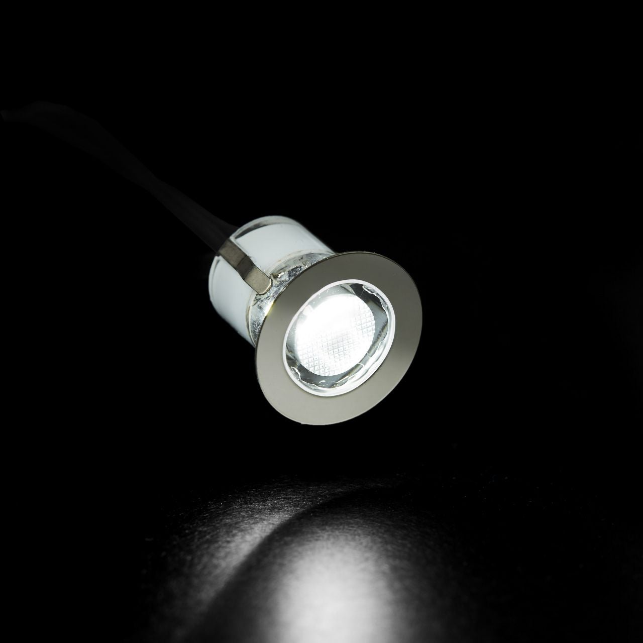 BRILLIANT lampa stołowa Carmen czarny korund | 1x PAR51, GU10, 28W, odpowiednia do lamp reflektorowych (brak w zestawie) | Skala A ++ do E | Z przełąc - 7