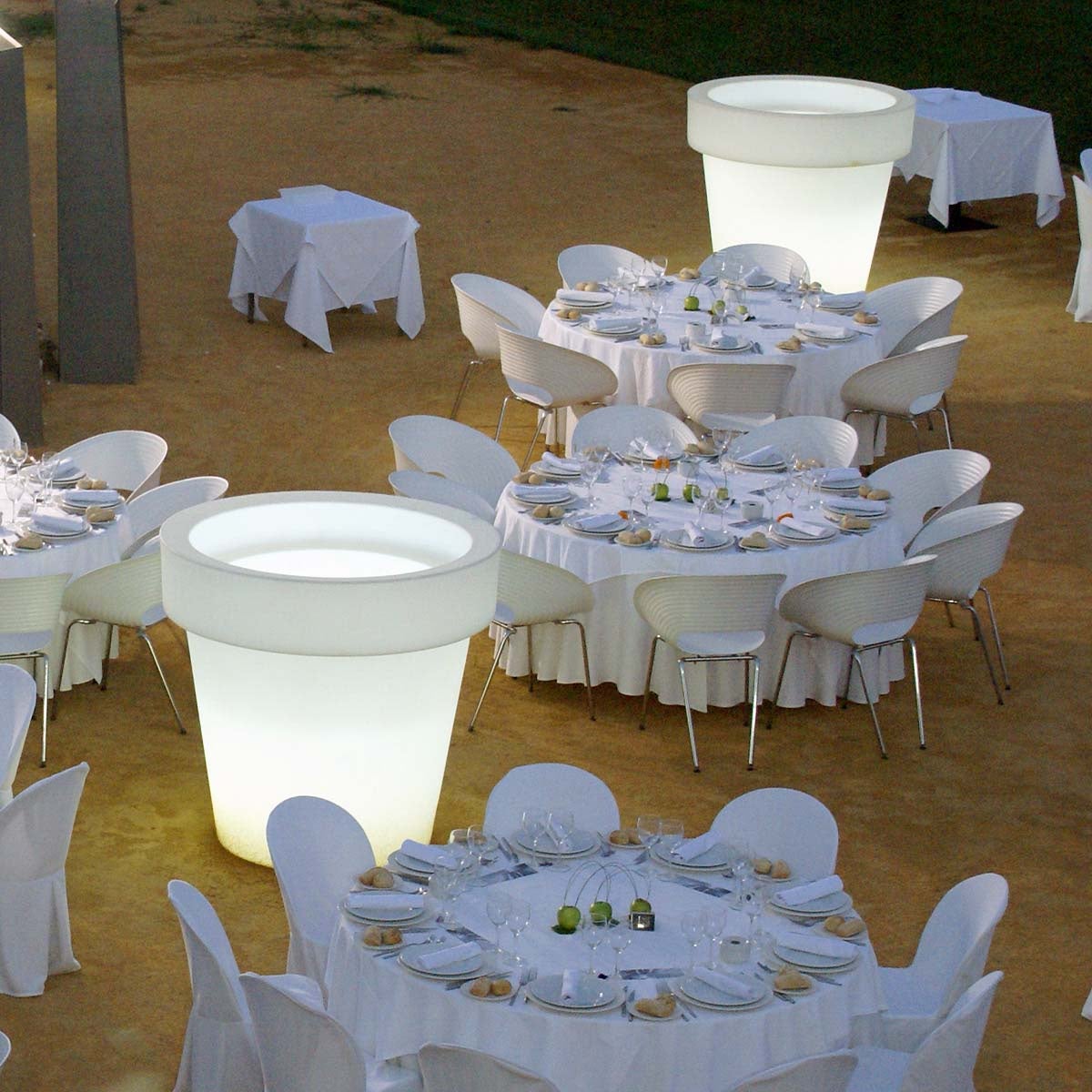 MAGNOLIA 160 Classic Jardinière Ronde avec Lumière pour Plantes et Fleurs Très Résistante. Lumière blanc froid avec câble. - 2