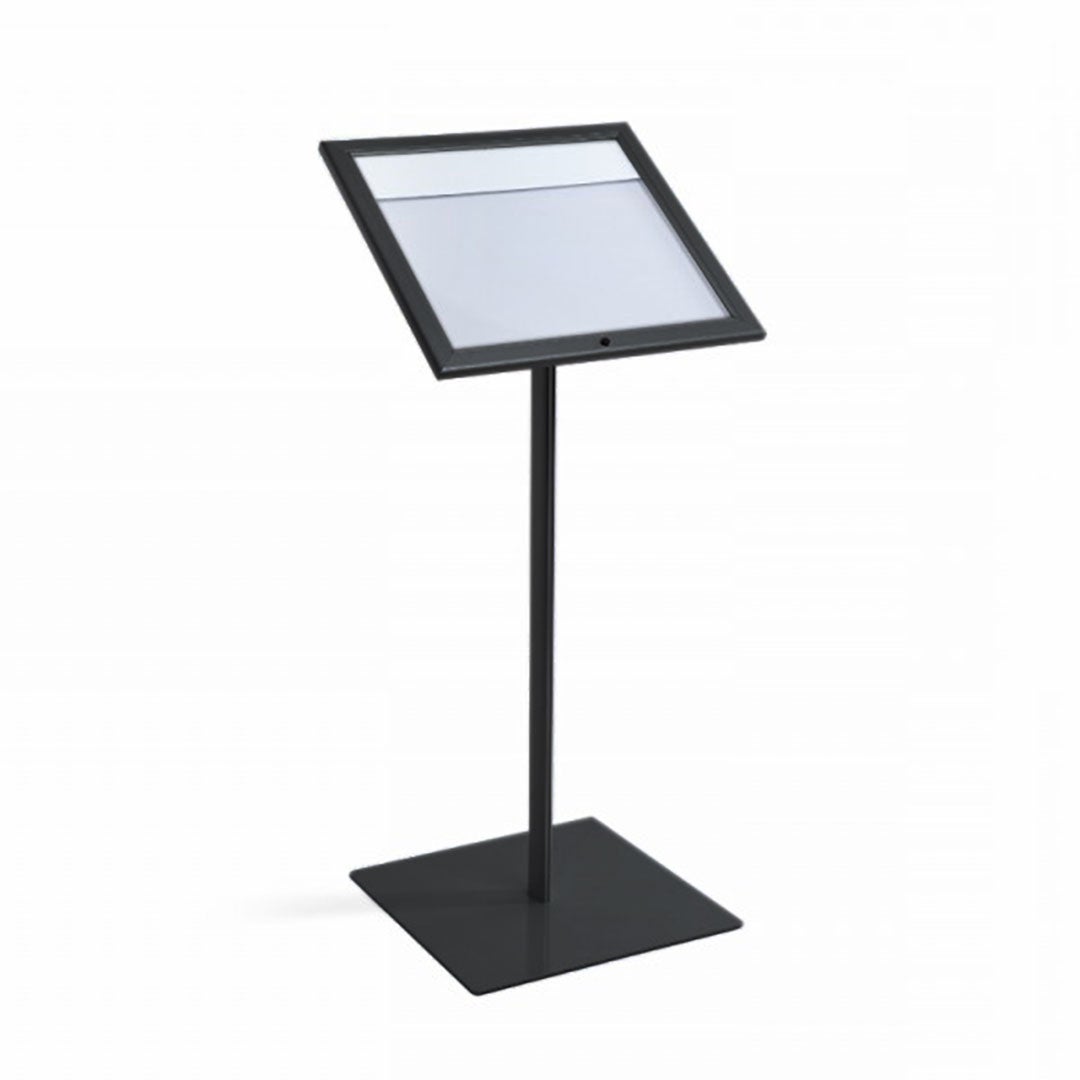 Danieli store | tablón de anuncios para exterior negro | expositor atril porta menú, puerta abatible y cerradura | tablón para suelo tamaño 2xa4