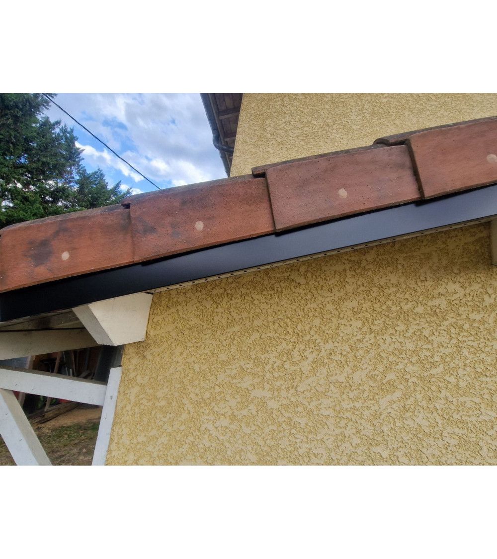 Bande de rive Noir, RAL 9005, épaisseur 1 mm, 1 pli retour 3 cm , Largeur&nbsp; 8 cm , Longueur 140 cm&nbsp; - 2