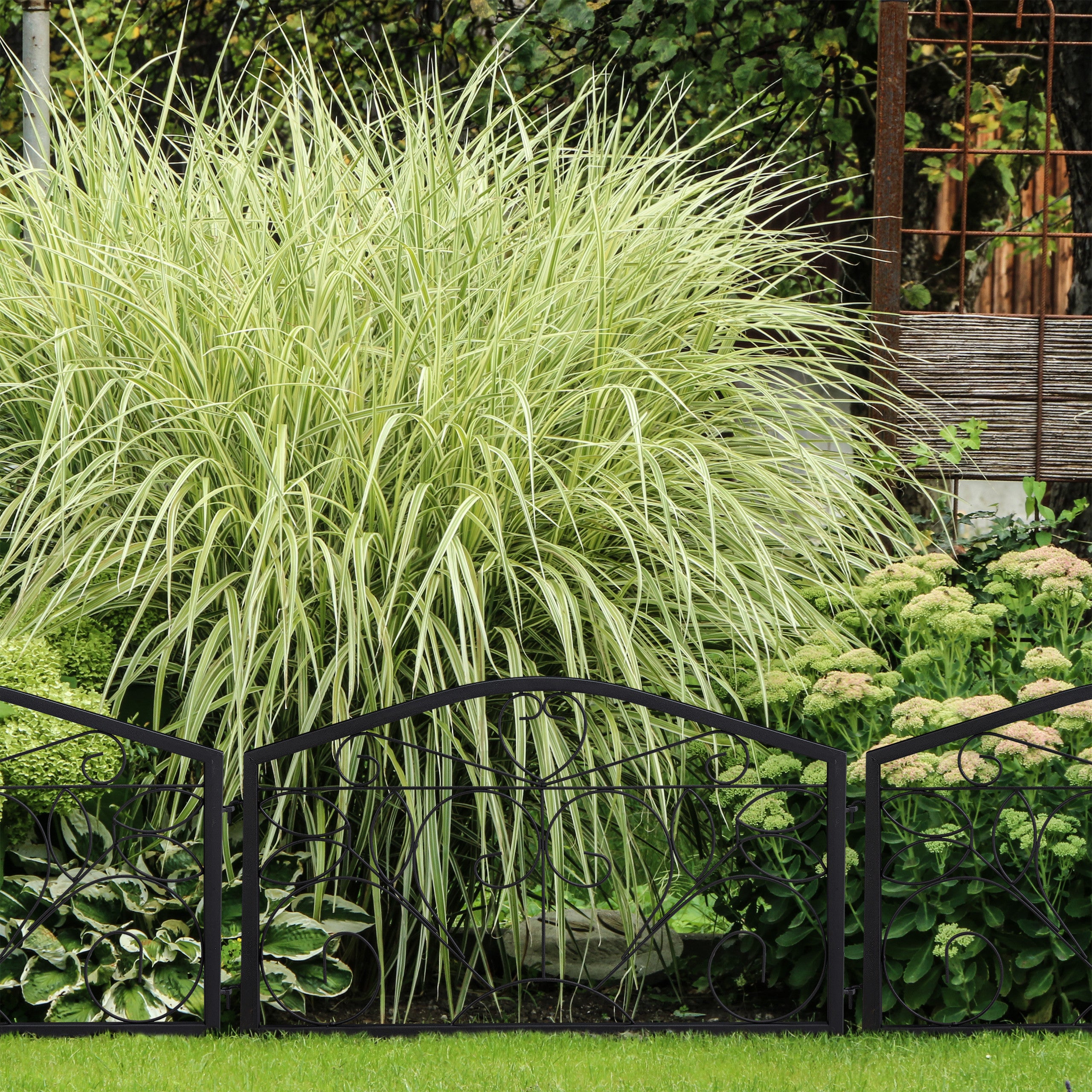 bordure potager, clôture jardin 4 éléments, fer, antique, ornements, H x L : 33 x 225 cm, noir, Relaxdays - 2