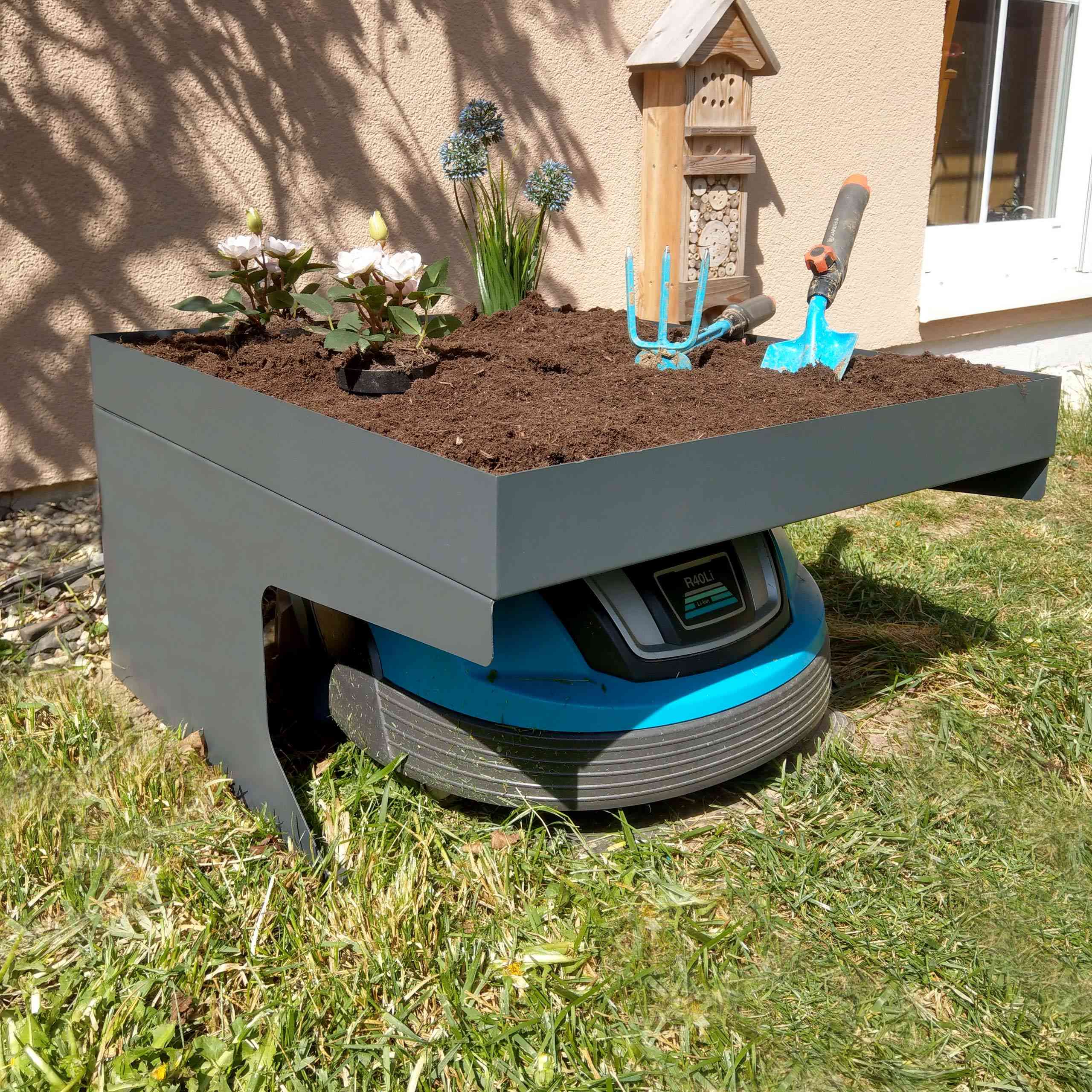 Garage pour tondeuse robot avec jardinière HWC-G60, Toit, Abri pour tondeuse robot ~anthracite - 2