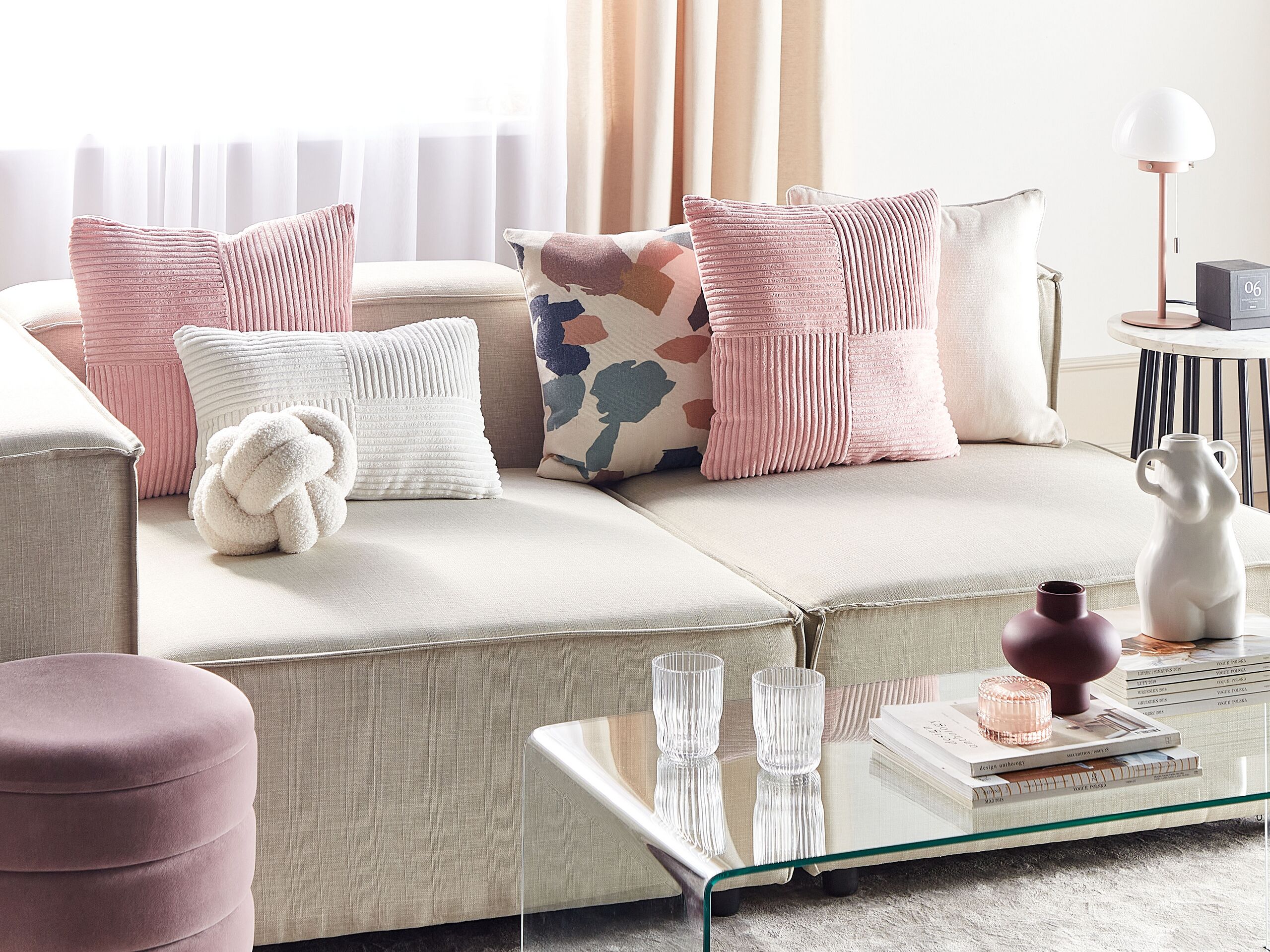 Beliani conjunto de 2 cojines decorativos millet pana 43 x 43 cm rosa patrón geométrico