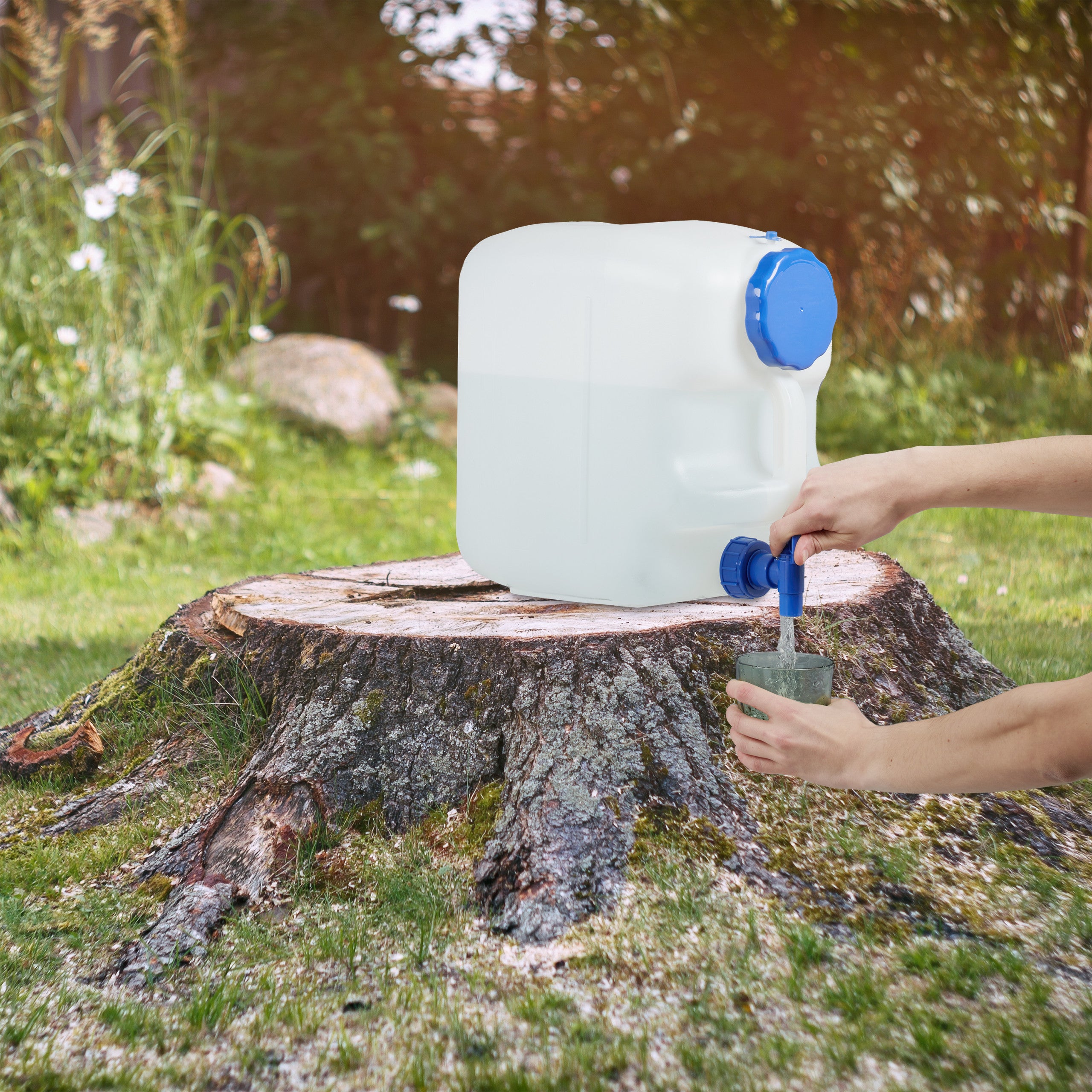 Jerricane d’eau avec robinet, couvercle à visser, bidon à eau de camping, 12 L, Sans BPA, blanc, Relaxdays - 5