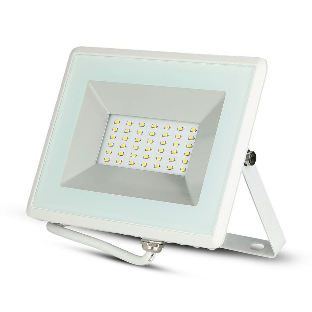 Reflektor LED SMD serii E o mocy 30 W, biały, 6500 K, IP65