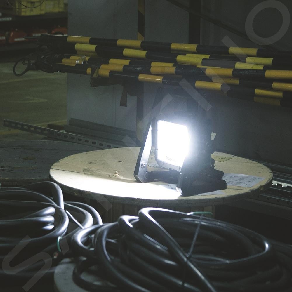 Projecteur LED 14.4-18V LXT (Produit seul) 750 lm - MAKITA DML805 - 12