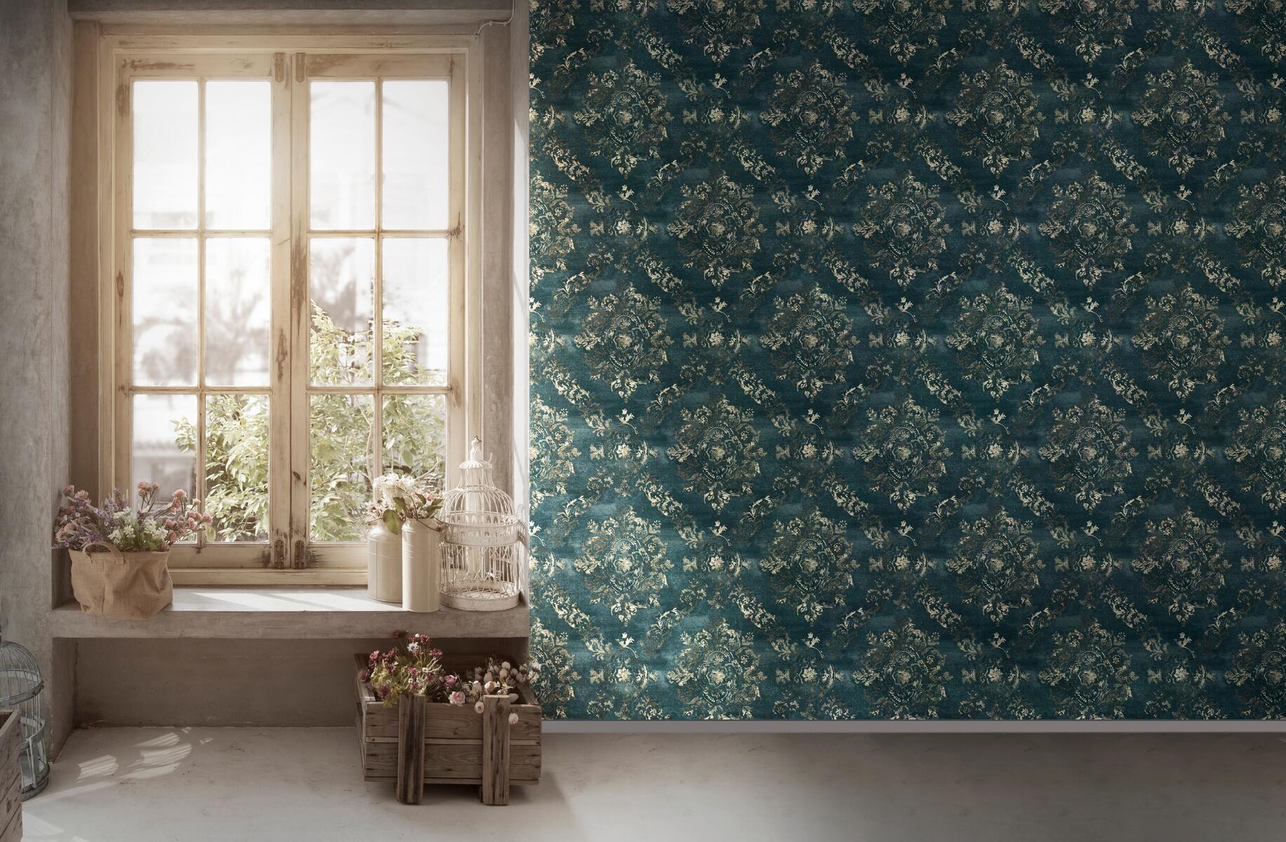 Tapeta druk barokowy petrol blue,złotymIszarym - 53 cm x 10.05 m - LIVINGWALLS