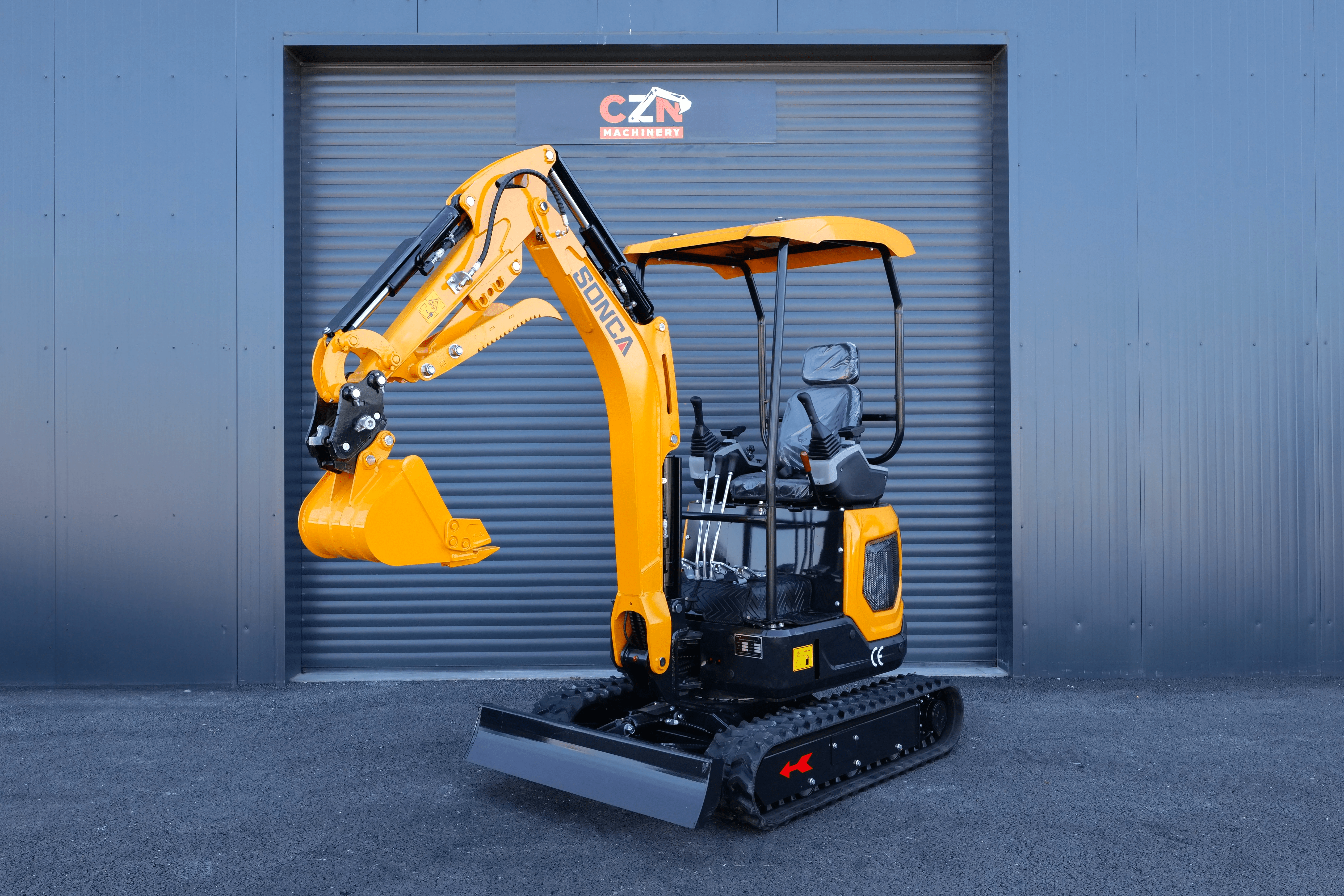 Mini-pelle professionnelle 1,8T SJW-18 PRO - Diesel 24CV - 4